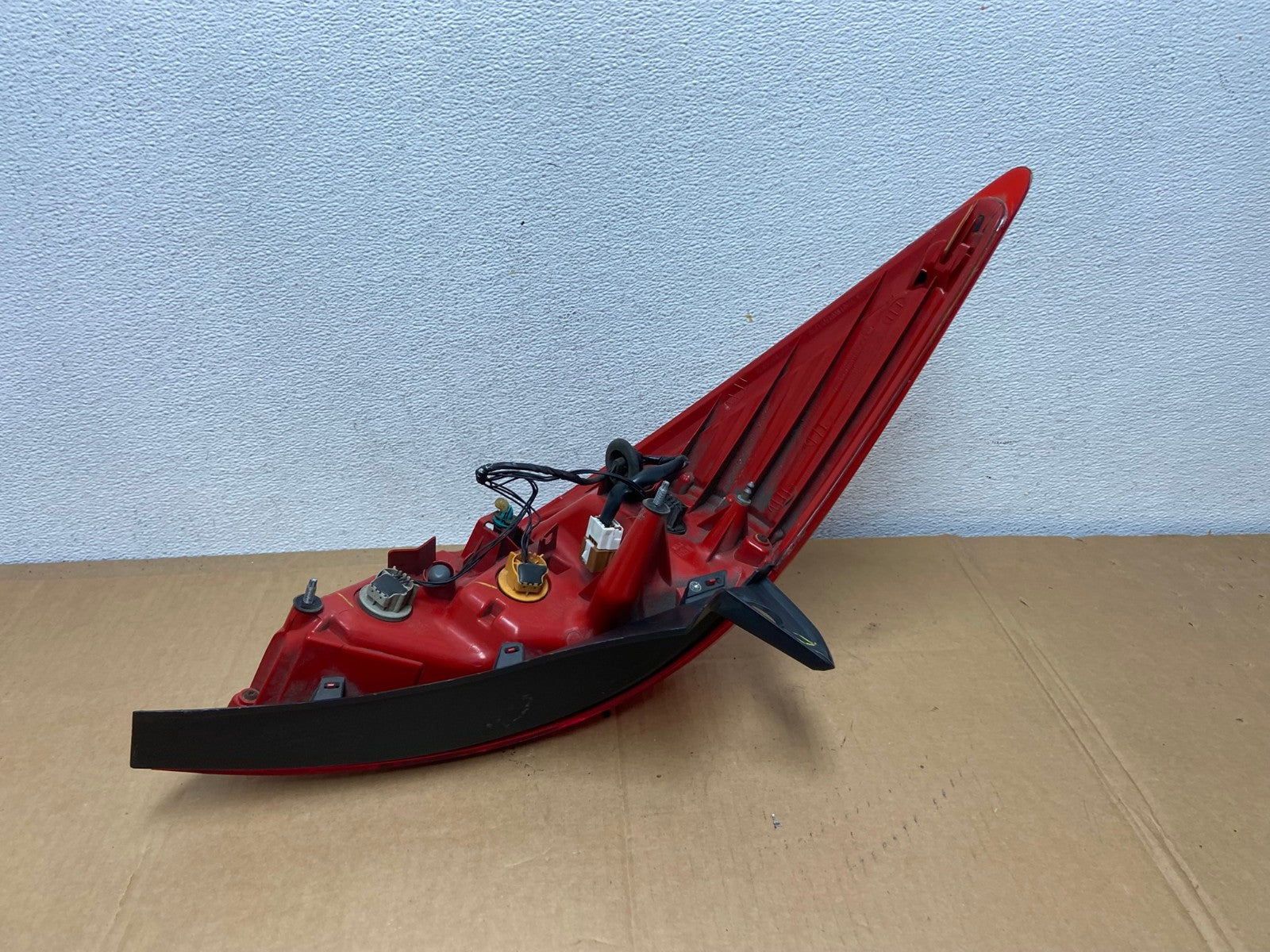 2007 - 2012 Nissan Versa Hatchback Right Passenger Side Tail Light AD0722 LK4