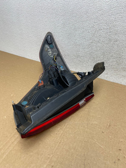 2011 2012 2013 2014 2015 Ford Explorer Right Passenger RH Tail light AF9937 LK5
