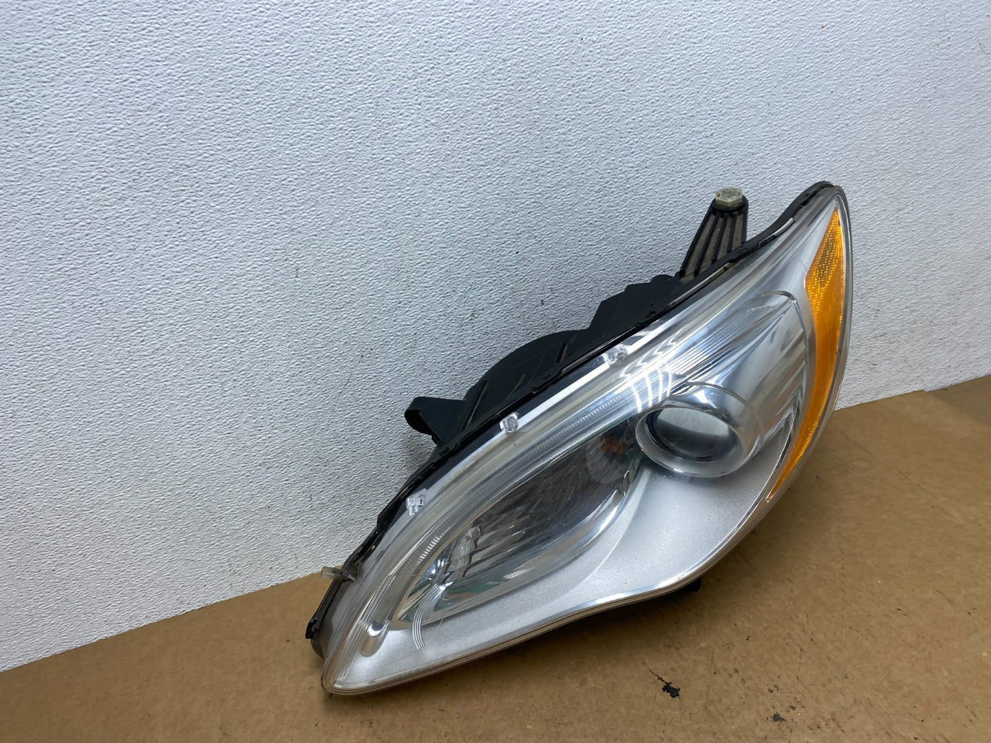 2011 2012 2013 2014 Chrysler 200 Left Driver Lh Side Headlight AE3261 DW2