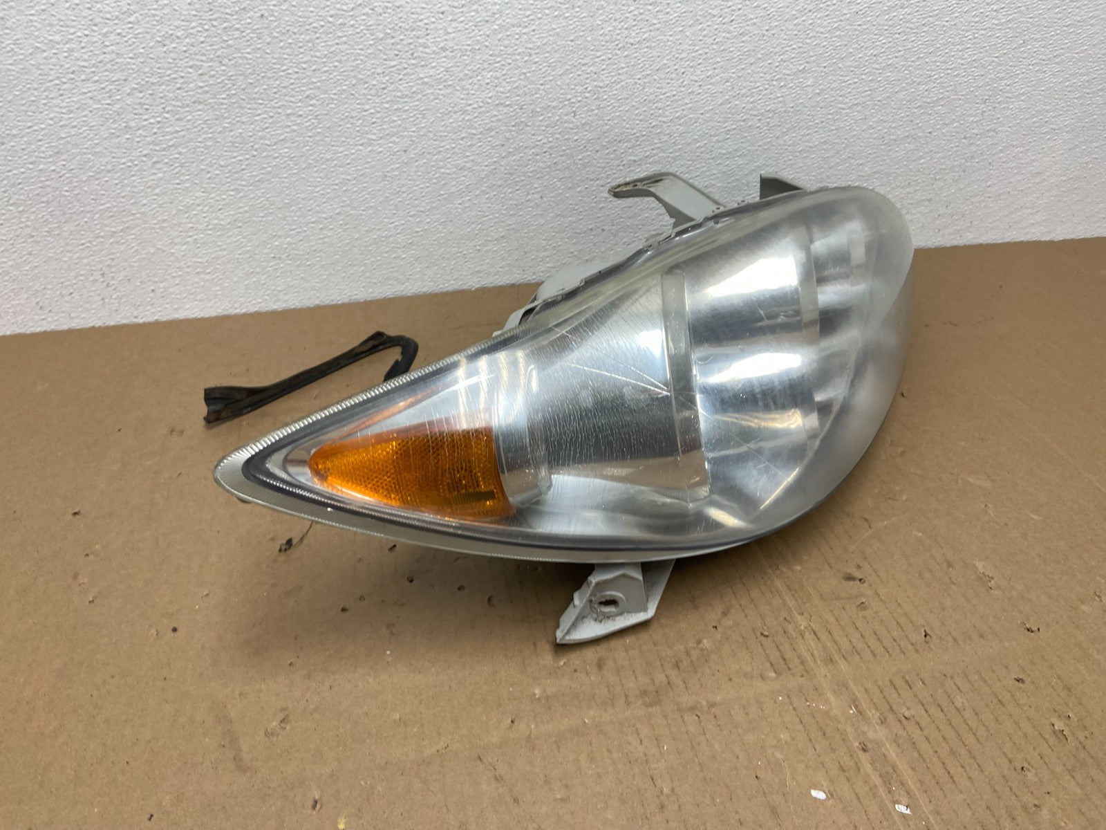 2005 to 2006 Toyota Camry Right Passenger RH Halogen Headlight DEPO AB6431 DW2