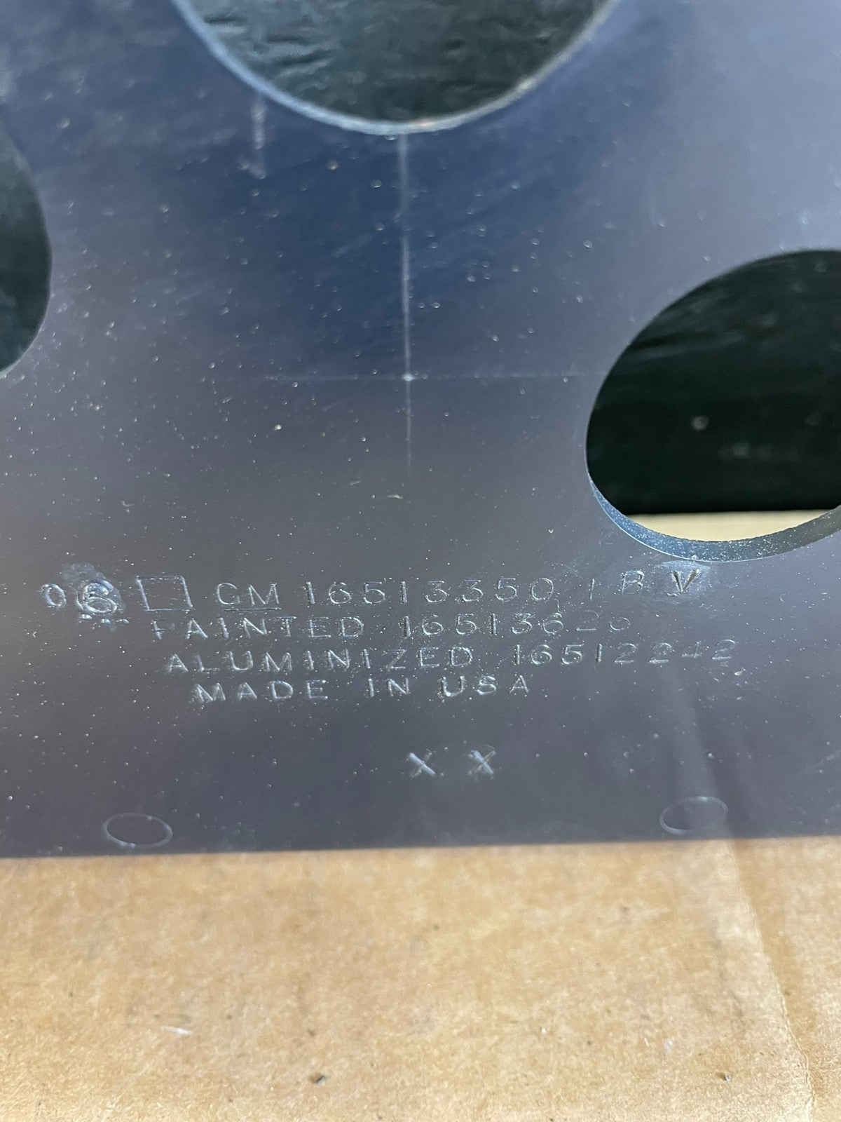 1991 to 1996 Buick Park Avenue 16512242 Tail Light Trunk Finish Panel AC50346