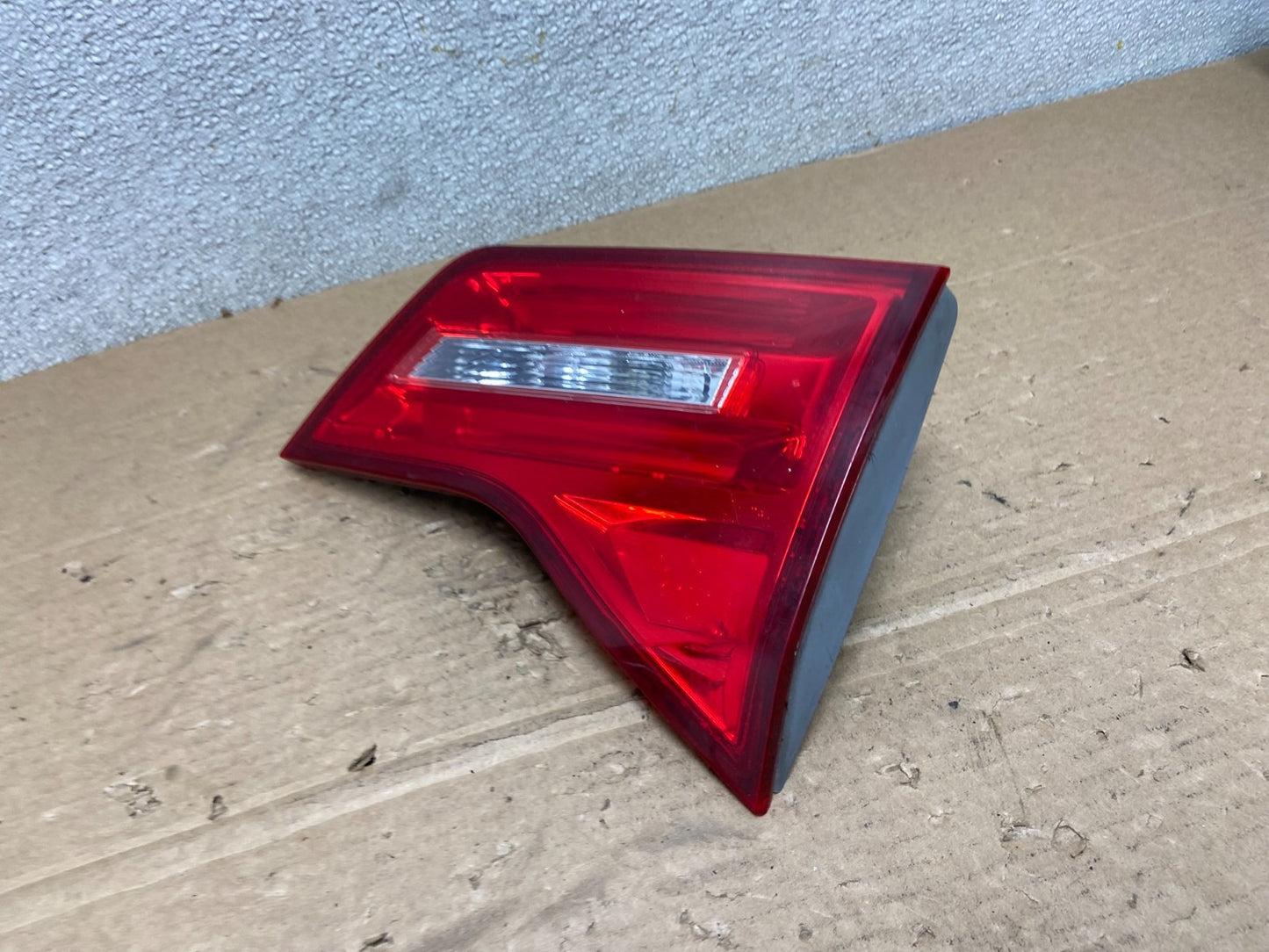 2007 2008 2009 Acura Mdx Right Passenger Rh Side Inner Tail Light Oem AB4774 LK1