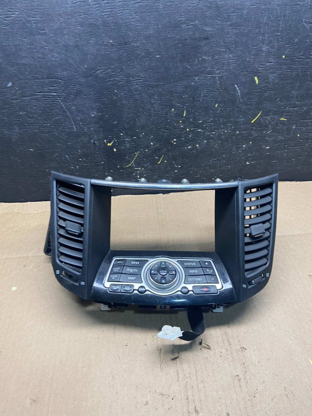 2009 -2012 Infiniti FX35 Radio Screen Panel Bezel Trim T1897 DG0