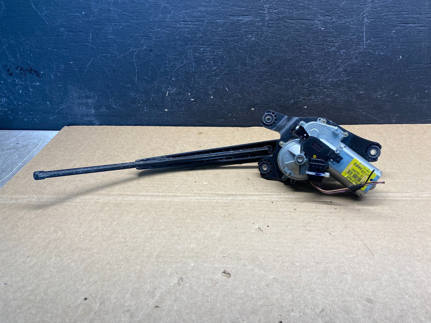 2007 to 2013 BMW X5 E70 Rear Windshield Wiper Motor AF5340 DG6