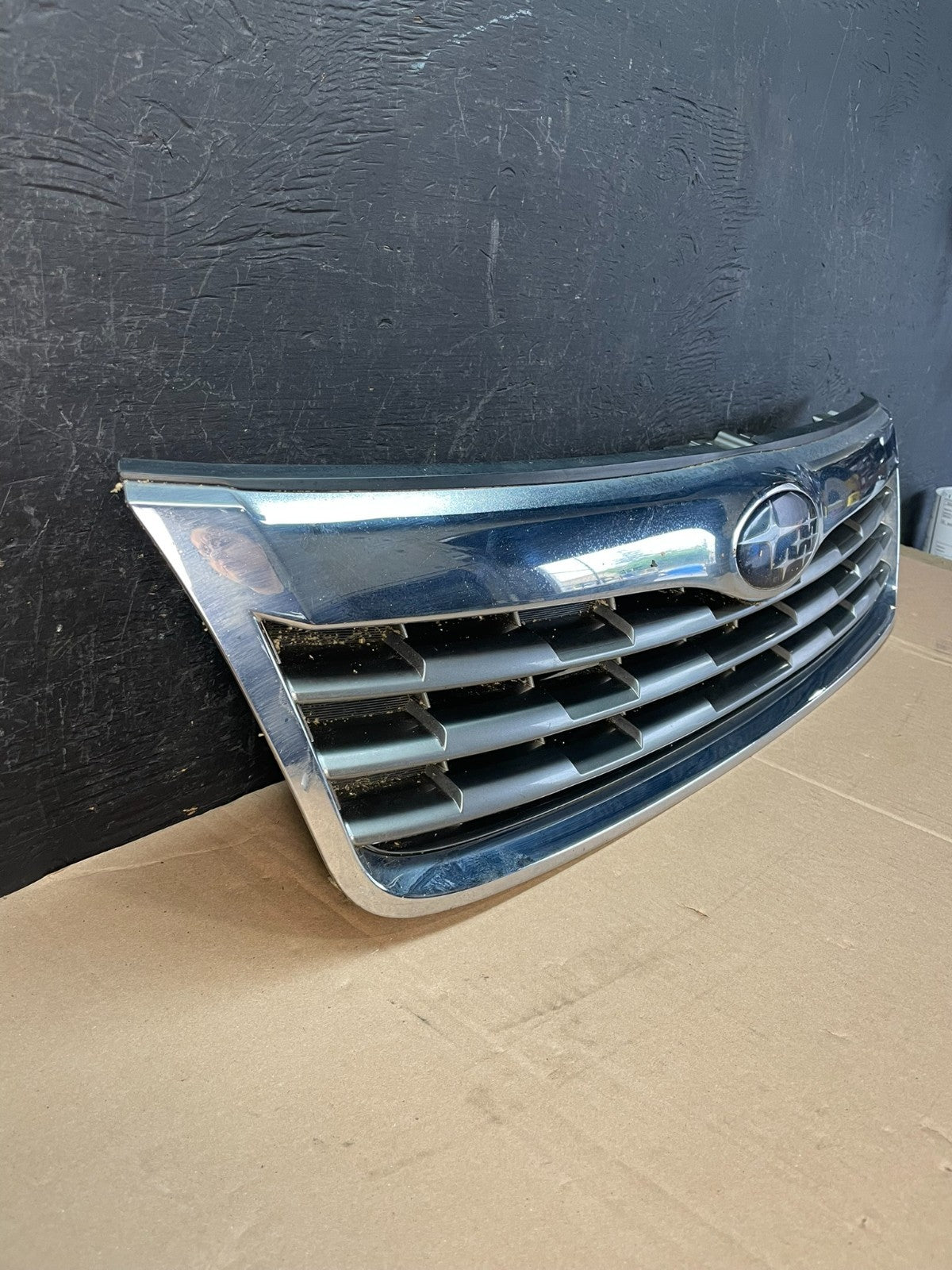 2009 2010 Subaru Forester Front Upper Chrome Grille Grill AD8390 DG2