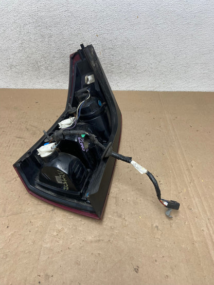 2003 to 2007 Cadillac Cts Right Passenger Rh Side Tail Light AG4832 LK7