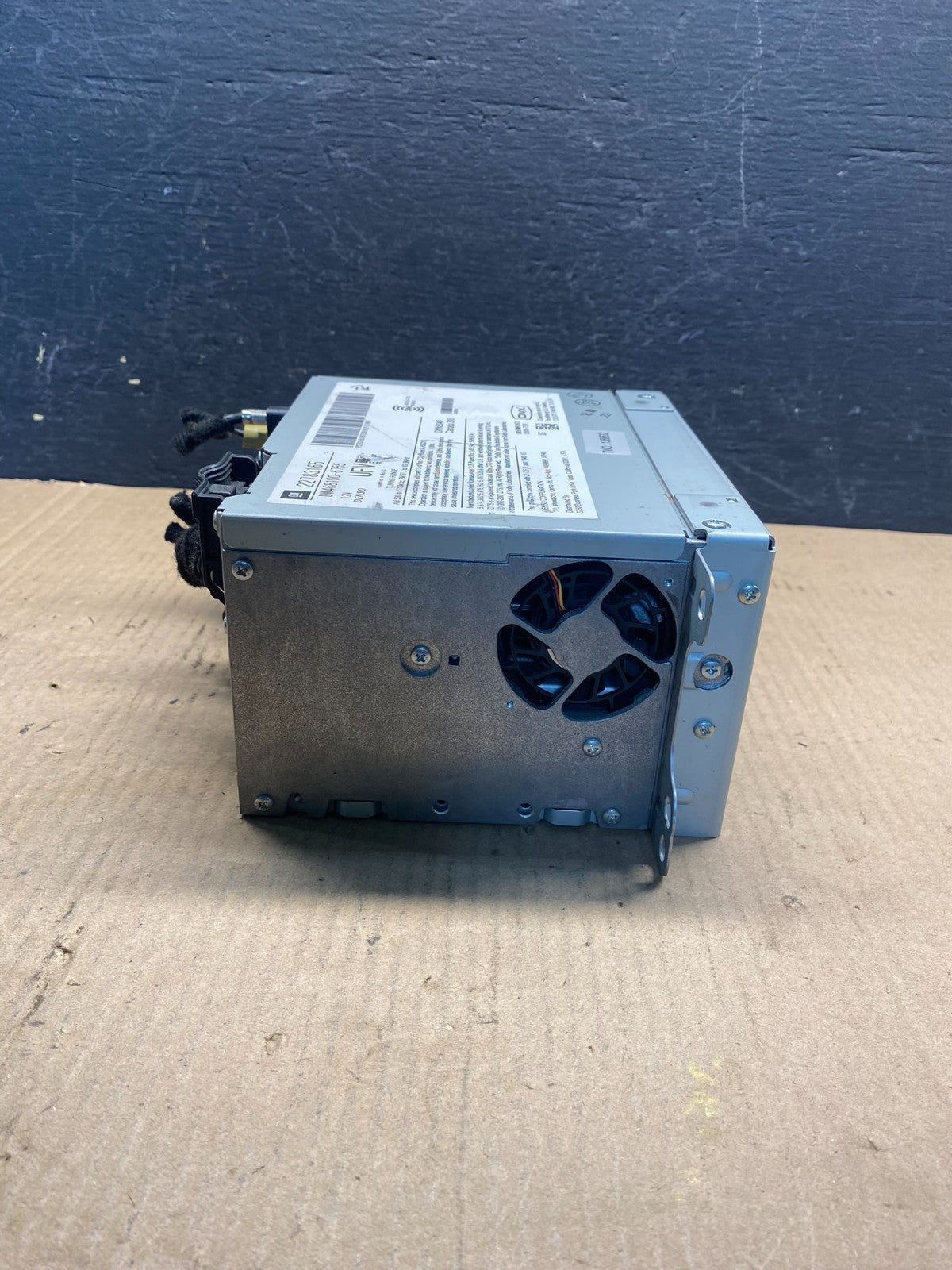 2011-2011 Chevrolet Volt Am Fm Cd Player Radio Receiver ae6384 DG2