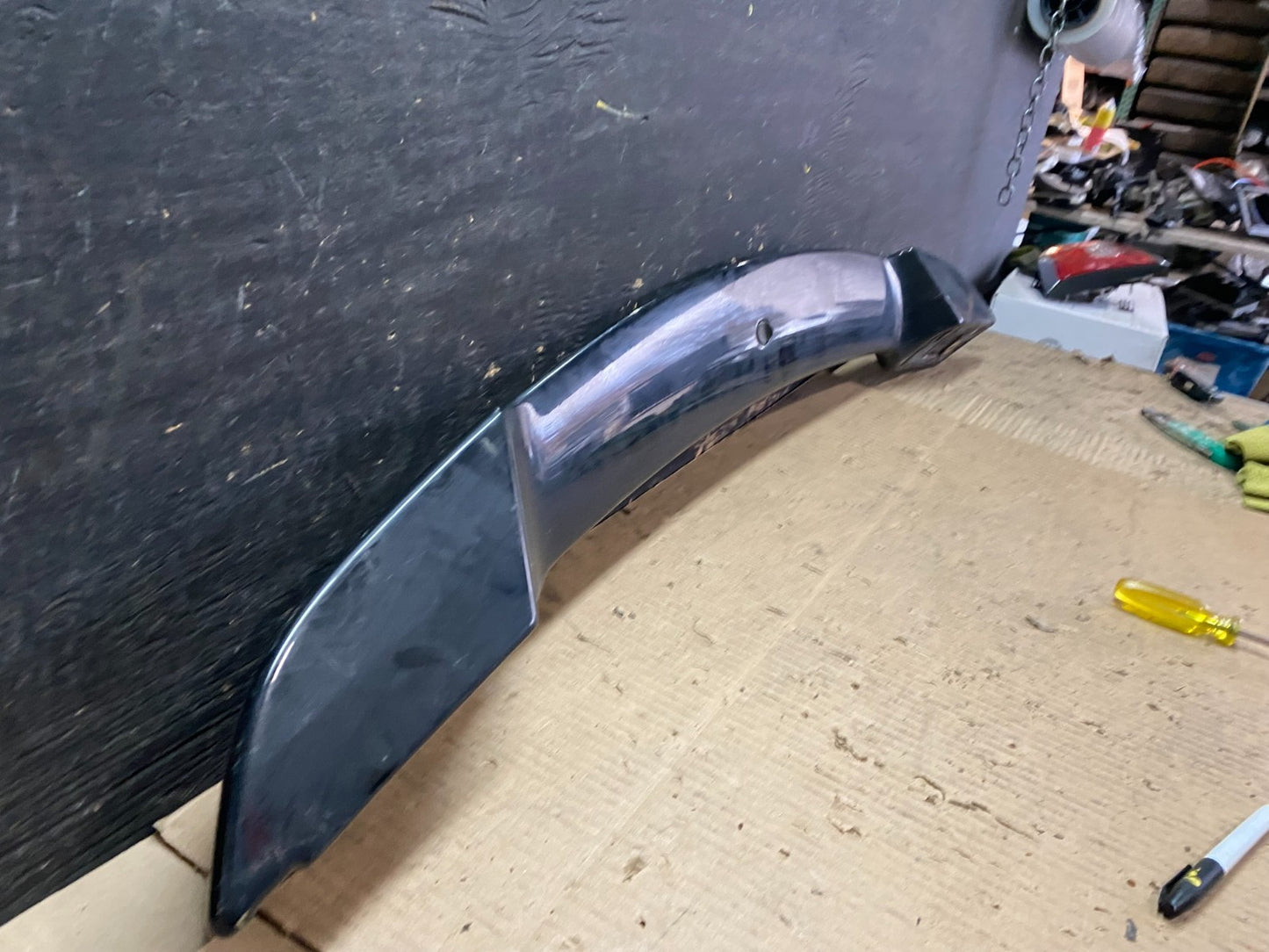 2008 to 2014 Land Rover LR2 Rear Trunk Tail Light Lift Gate Spoiler W5991 DG19