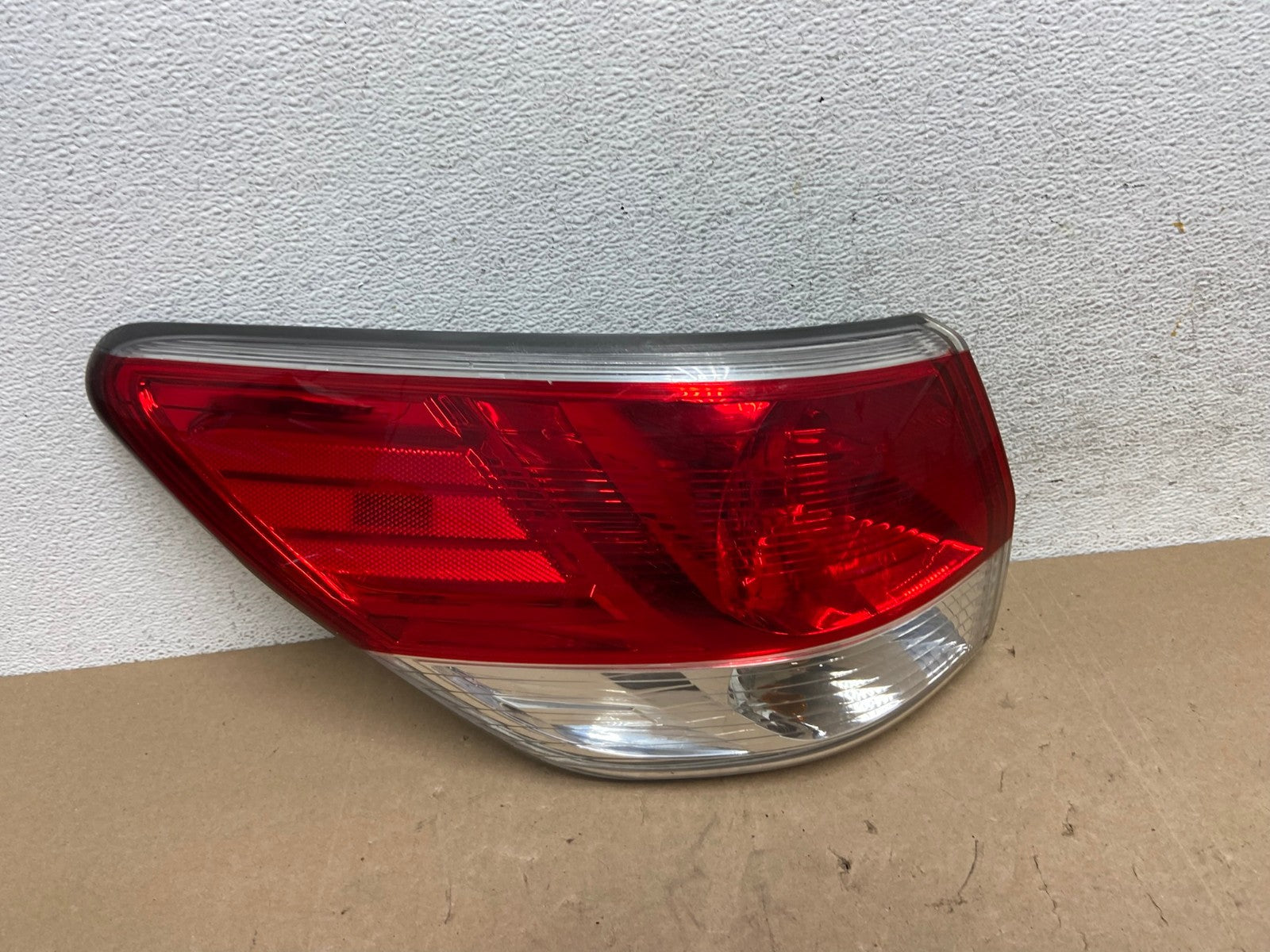 2013 to 2016 Nissan Pathfinder Left Driver Lh Side Tail light AE6797 LK0