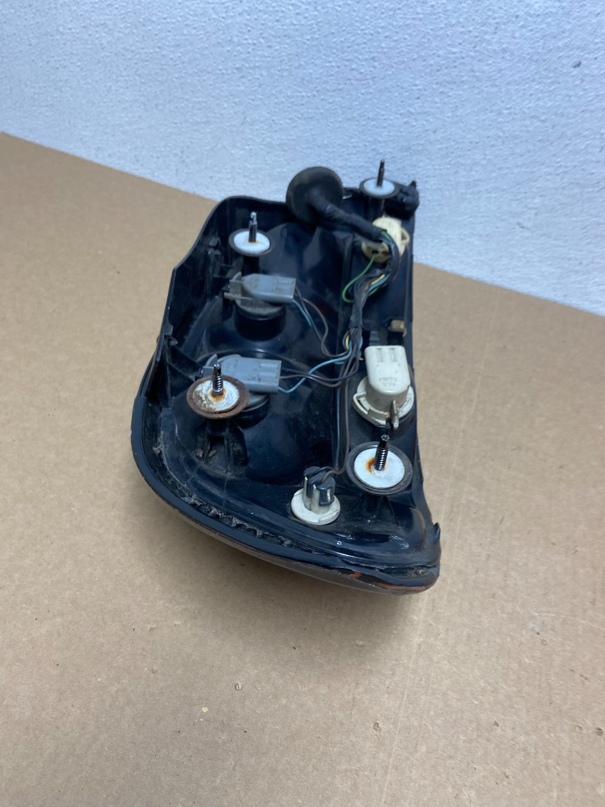1996-1998 Pontiac Grand AM Right Passenger RH Side Tail Light OEM AB9977 DW6