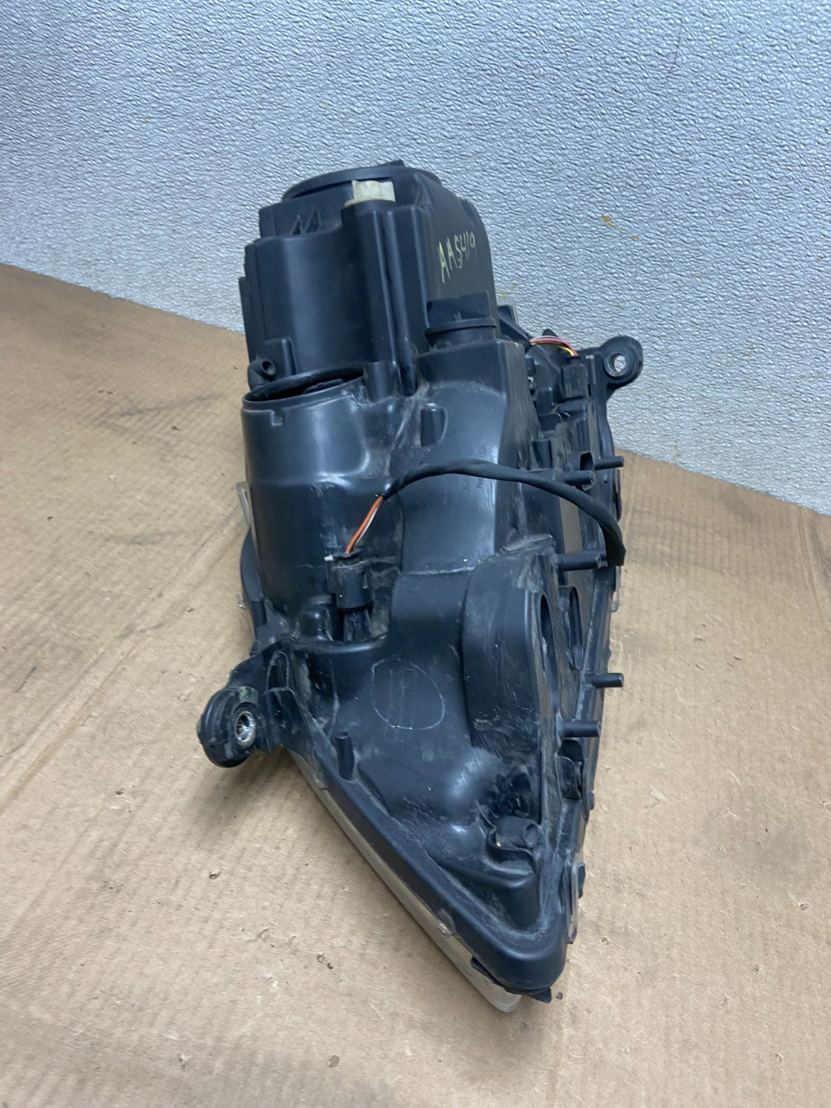 Halogen 2009-2011 Mercedes-Benz ML Class Right Passenger Headlight Oem AA5419 DW9