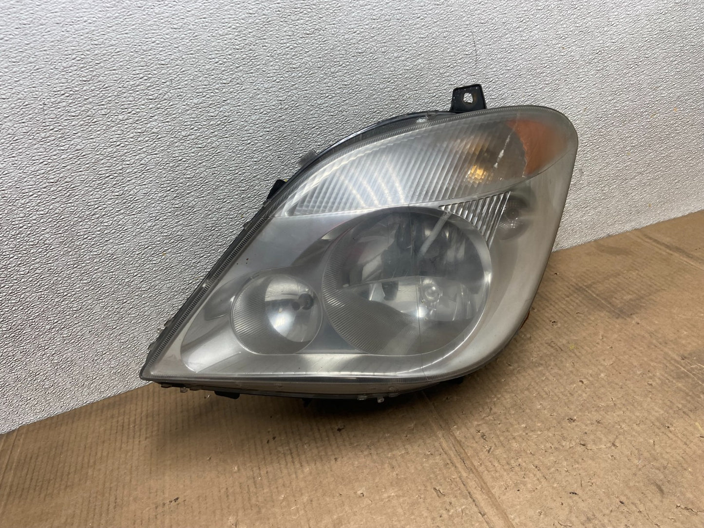 2007 to 2013 Mercedes Sprinter Headlight Left Driver Side Halogen Oem AA6503 DW2