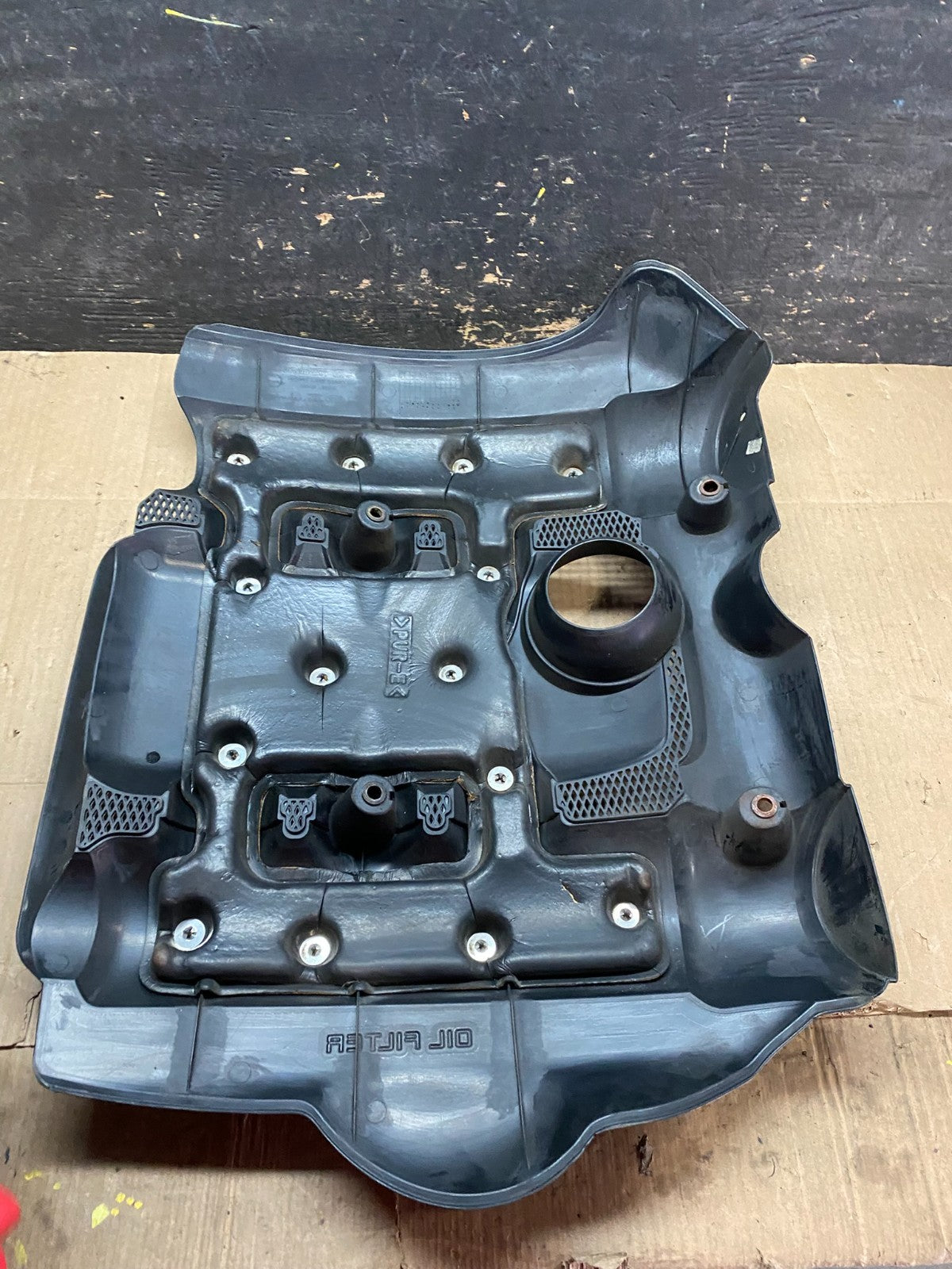 2006 to 2008 Kia Sedona V6 3.8L Engine Motor Cover U6314 DG6