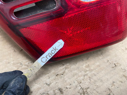 1999 - 2004 Jeep Grand Cherokee WJ Left Driver Lh Tail Light AH9178 LK3