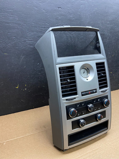 2008-2010 Dodge Grand Caravan  A/C Climate Control Unit Bezel Trim Oem W6418 DG2