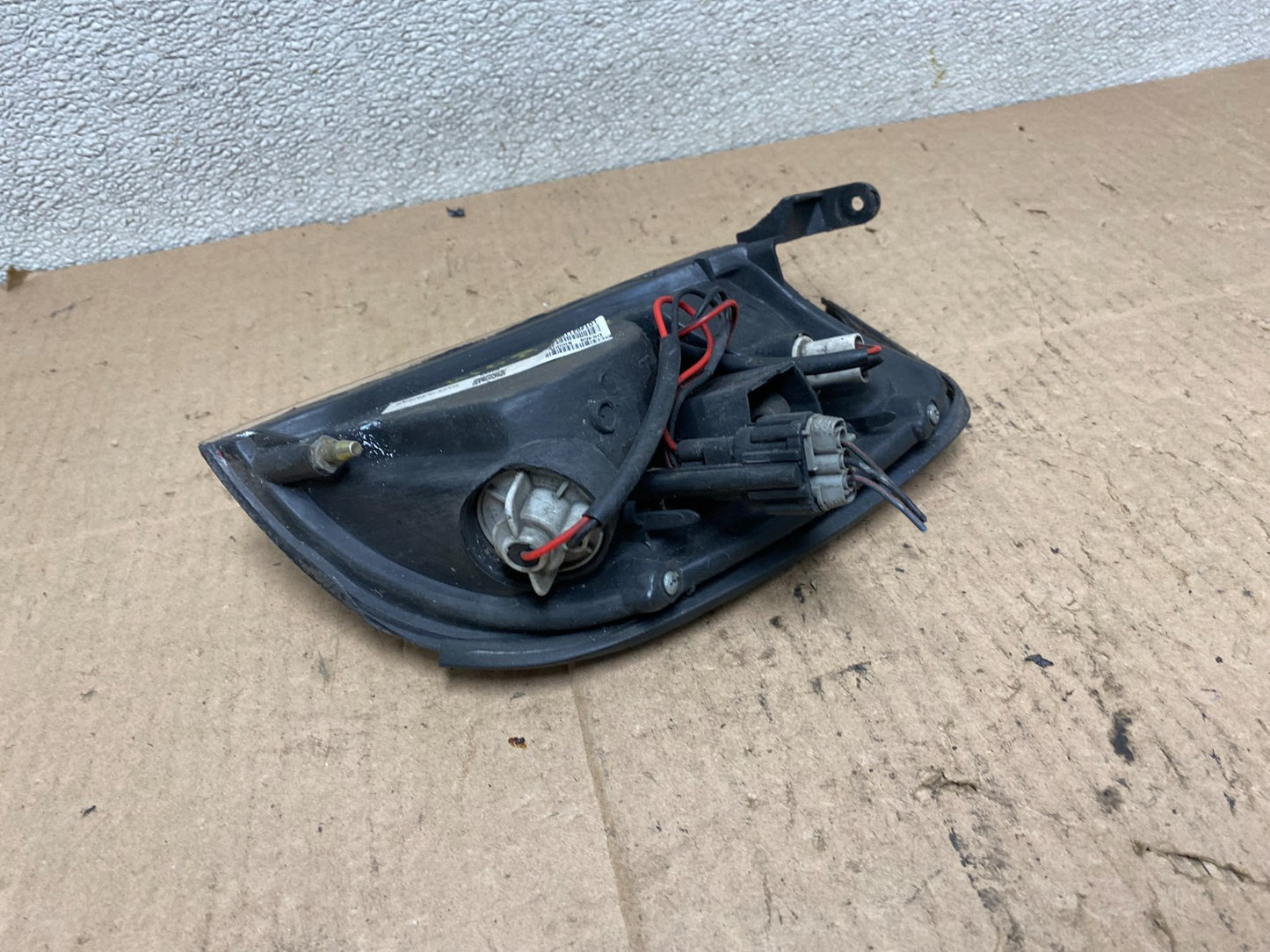 2000-2001 Nissan Xterra Right Passenger Turn Signal Headlight Light W0888 DW5