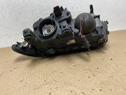 2002 to 2005 BMW 3 E46 Sedan Right Passenger RH Halogen Headlight AG8062 DW5