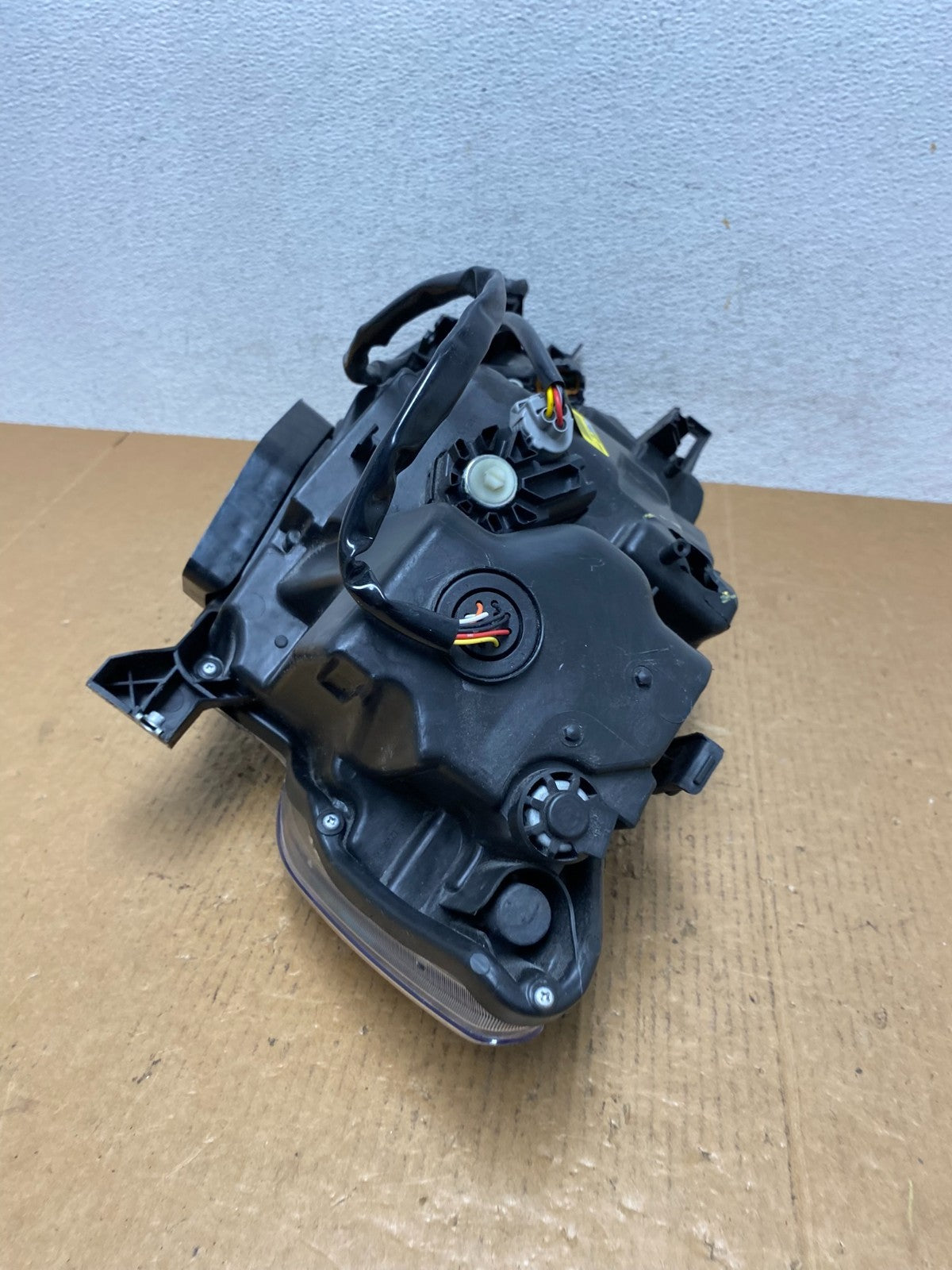 2014 2015 2016 Nissan Rogue Right Passenger RH Halogen Headlight TYC AE0281 DW9