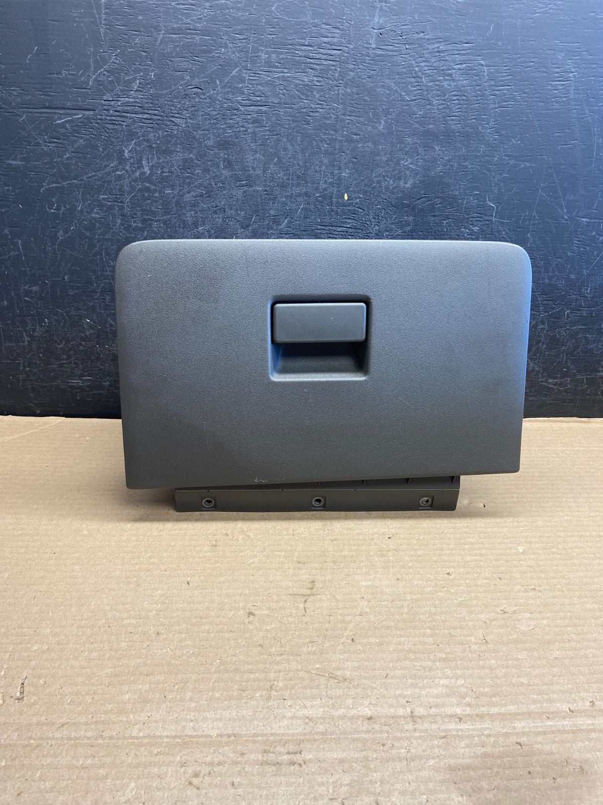 2008 to 2011 Ford Focus Front Right Passenger Storage Glove Box AH1574 DG0