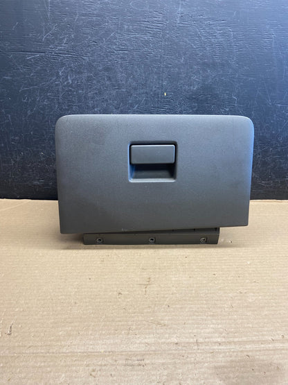 2008 to 2011 Ford Focus Front Right Passenger Storage Glove Box AH1574 DG0