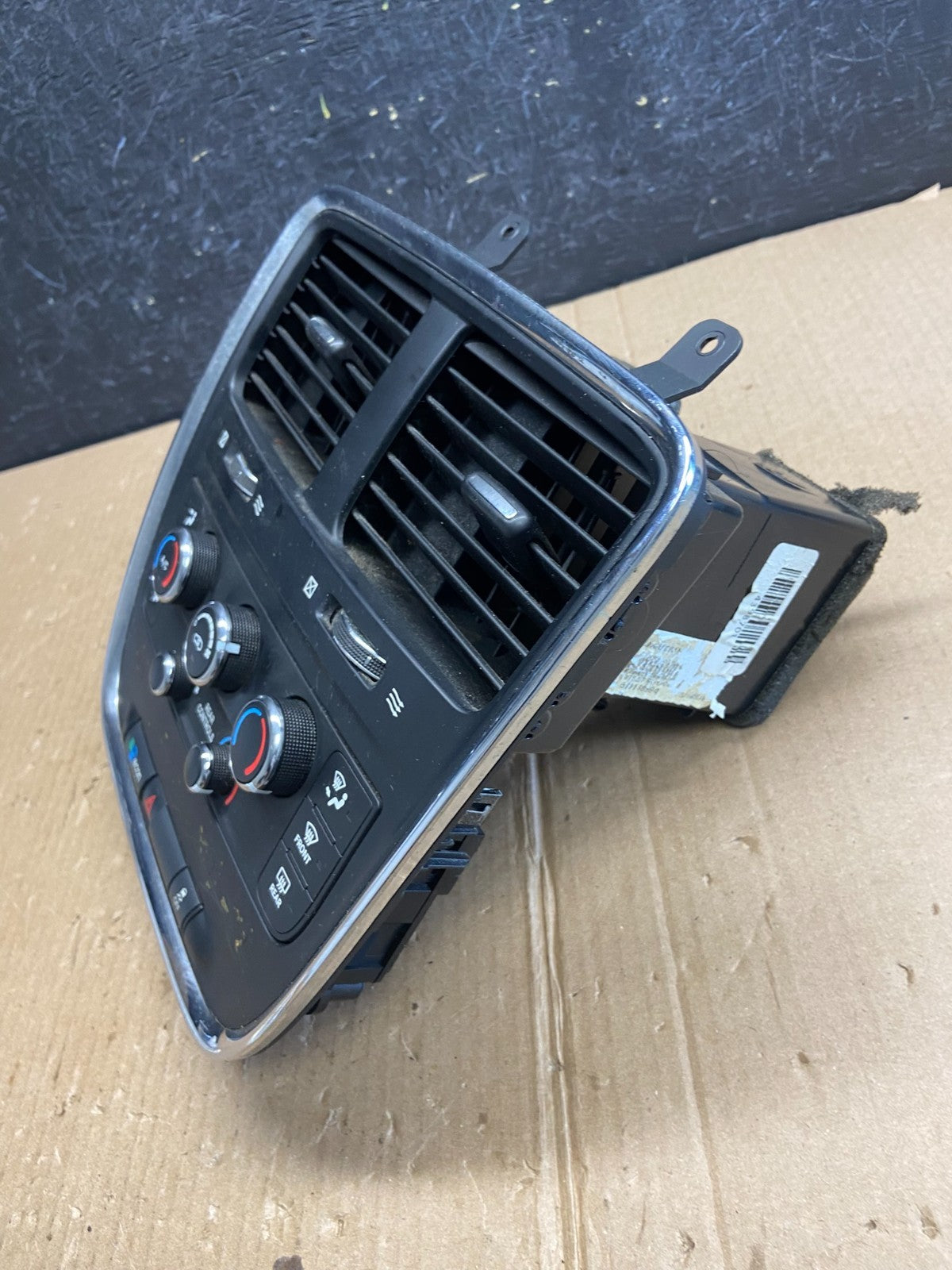 2011-2016 Dodge Grand Caravan Temperature Climate Control AC Heater AE3883 DG2