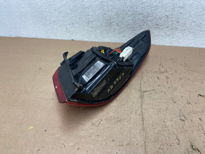 2015 2016 2017 Hyundai Sonata Left Driver Lh Tail Light AG5563 LK4