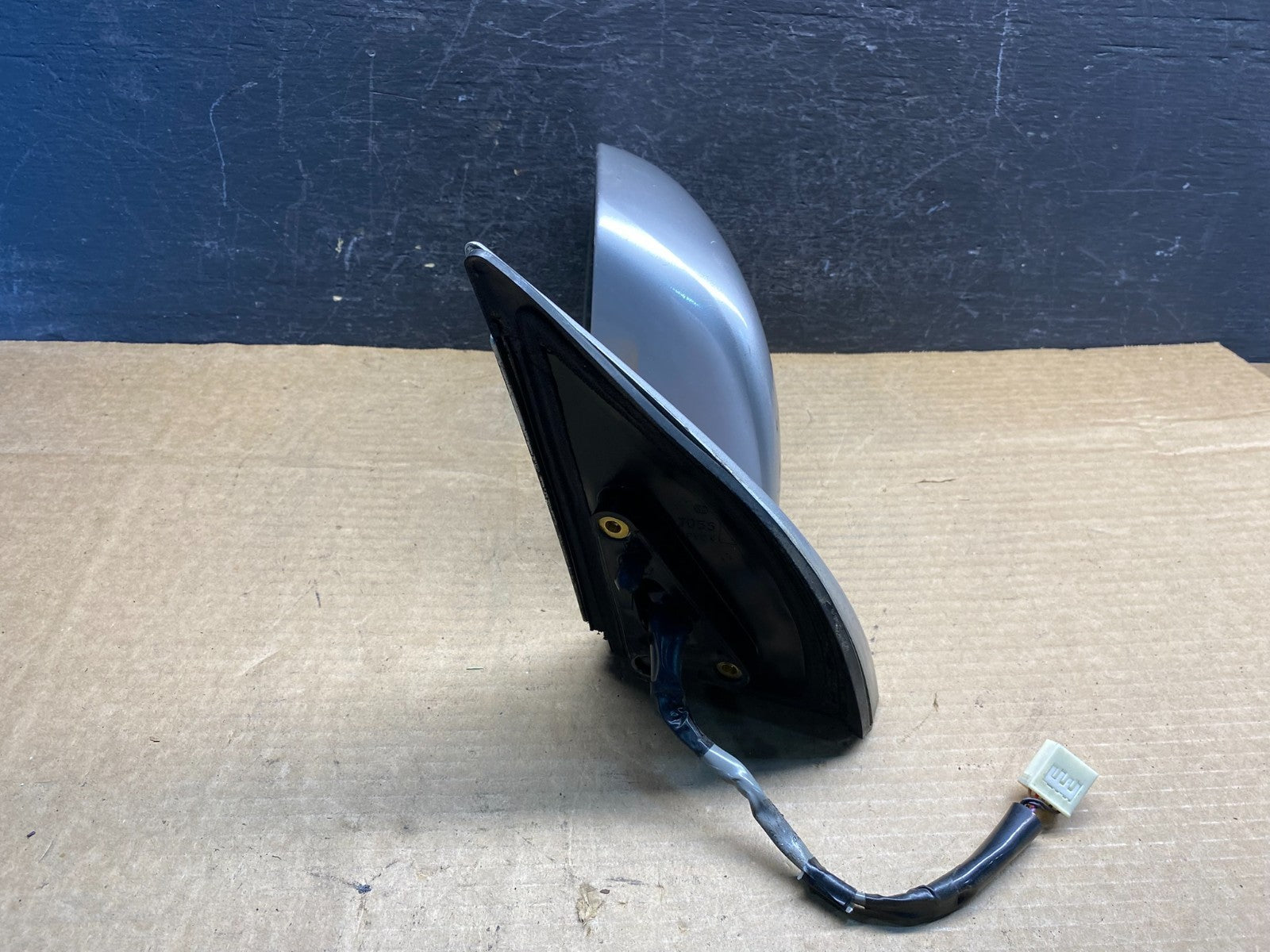 2001-2007 Toyota Highlander Left Driver LH Side View Door Mirror AD9764 DW3