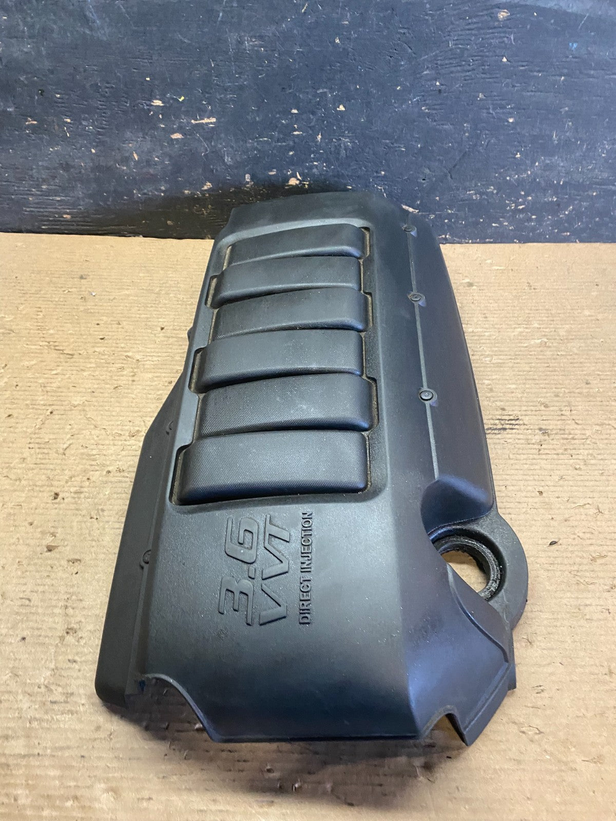 2007 to 2008 GMC Acadia 3.6L VVT Engine Cover Shield S3426 DG3