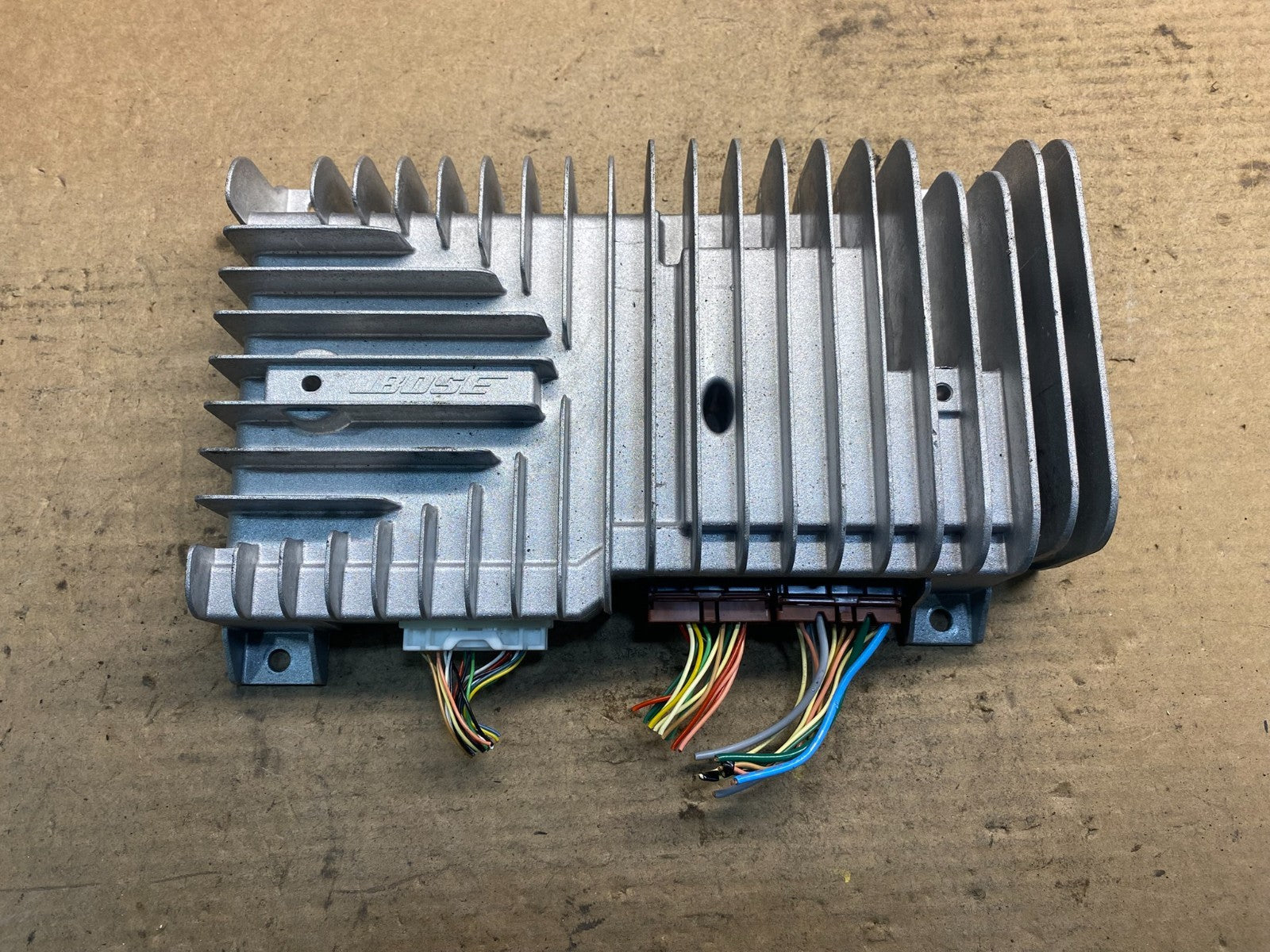 2009 to 2014 Nissan Maxima Radio Audio System Amplifier Module AMP aa2900 DG0