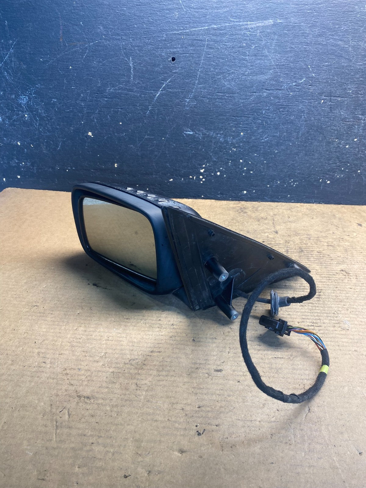 2002 - 2005 BMW 7 745i Series Left Driver LH Side View Door Mirror OEM AA1808 MS11