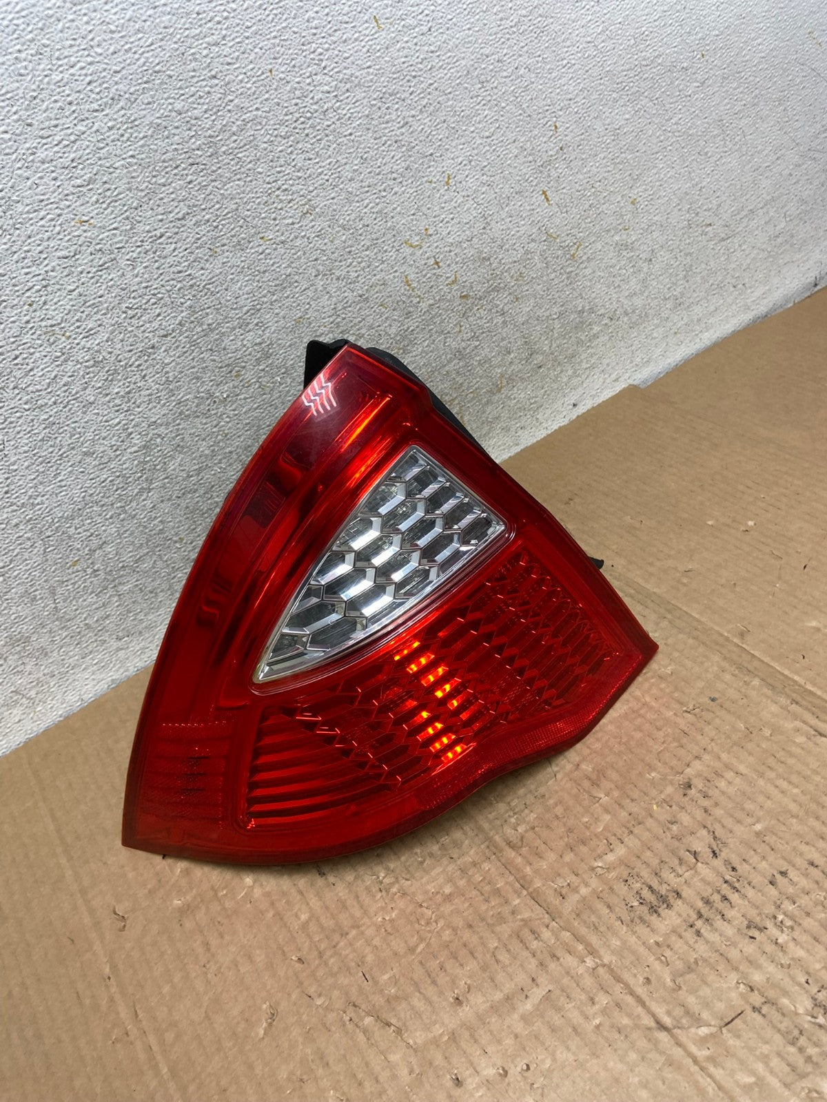 2010 2011 2012 Ford Fusion Left Driver LH Side Tail Light AI6608 LK2