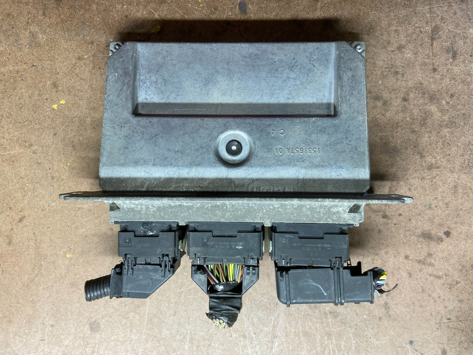 2011 to 2013  Ford Edge Engine Control Module ECM BT4A-12A650-RJ L08821