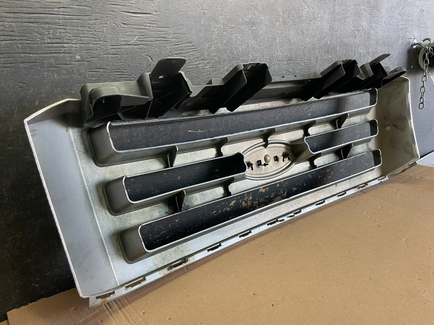 2007 to 2014 Ford Expedition Front Upper Chrome Grill Grille Oem aa6797 DG8