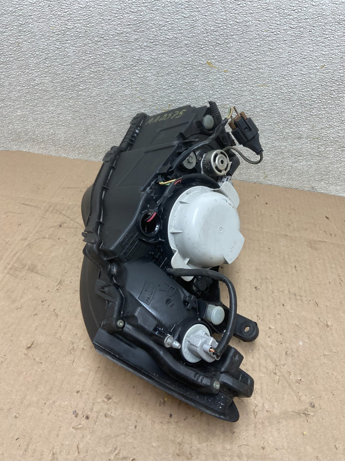 2006 to 2007 Subaru Legacy Right Passenger RH Side Headlight AA0575 DW4
