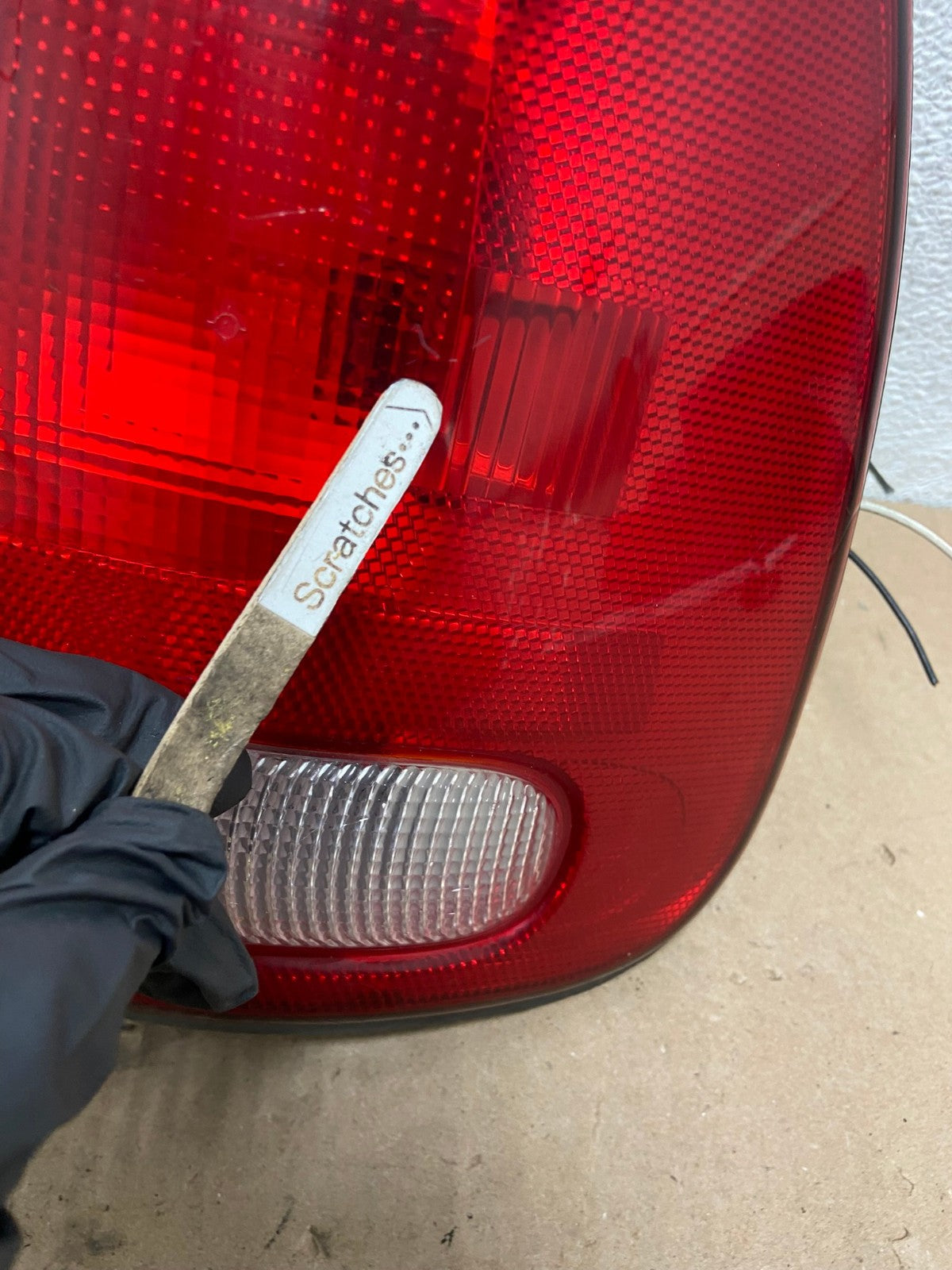1998 to 2003 Dodge Durango Tail Light Right Passenger RH Side AG4839 LK4