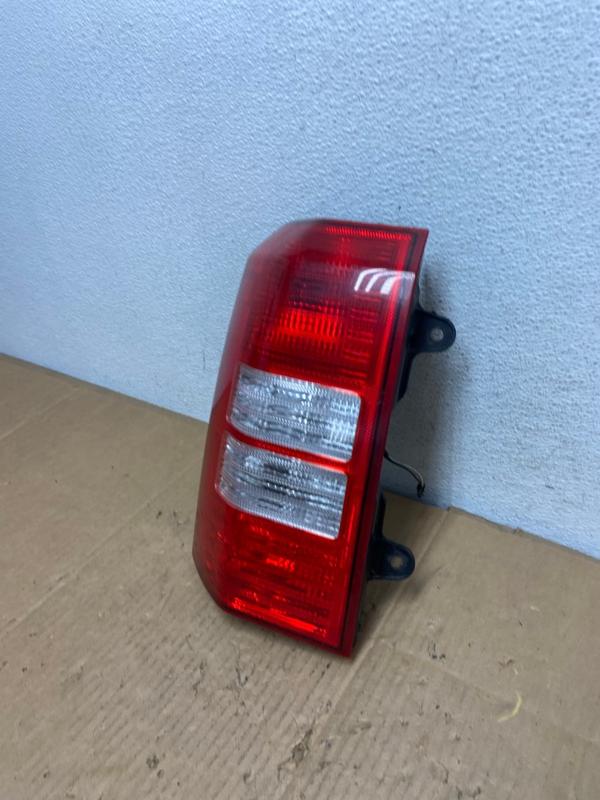 2008 to 2016 Jeep Patriot Left Lh Driver Side Tail Light AD1020 LK1