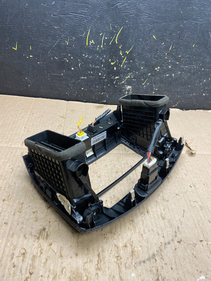 2007-2010 Hyundai Elantra Radio Heat AC Climate Control Air Vent Bezel AC9650 DG3