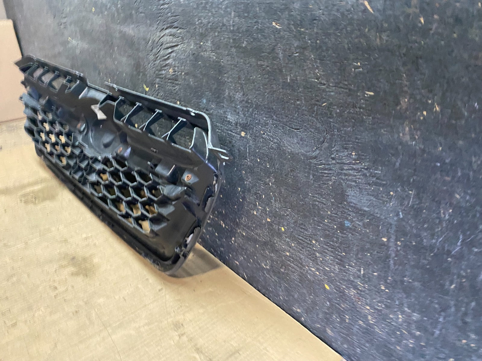 2012-2016 Subaru Impreza Crosstrek Front Upper Grill Grille Aftermarket X3542 DG14