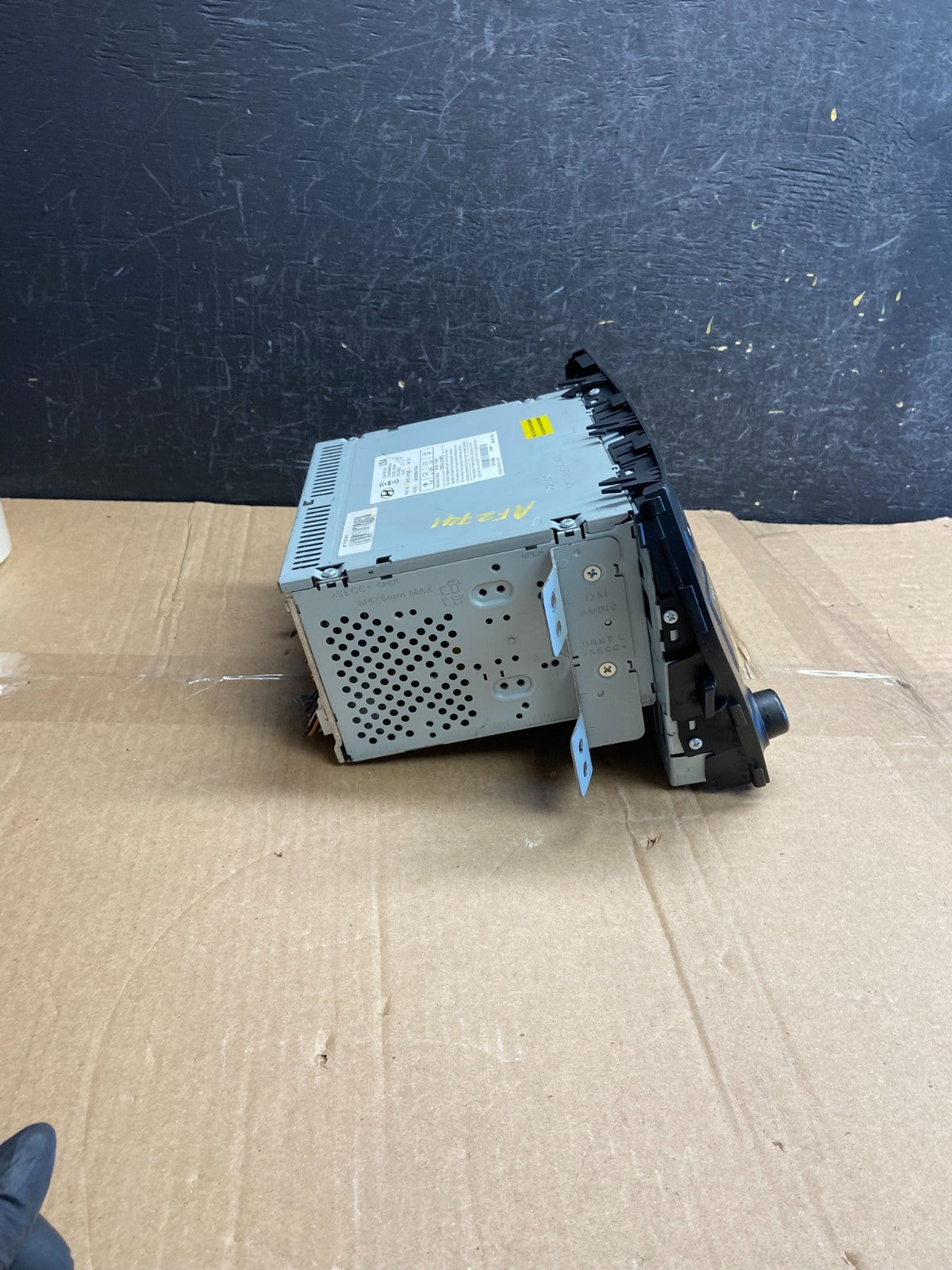 2013 to 2014 Hyundai Santa Fe AM/FM Radio CD Player AF2741 DG1