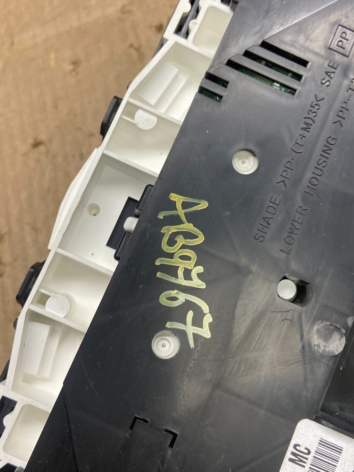 2014 - 2015 Nissan Sentra Cluster Speedometer Instrument AB9767 DG8