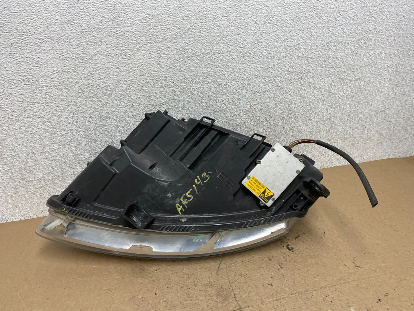 2005 to 2008 Audi A6 Right Passenger Side Headlight Xenon HID AF5143 DW7