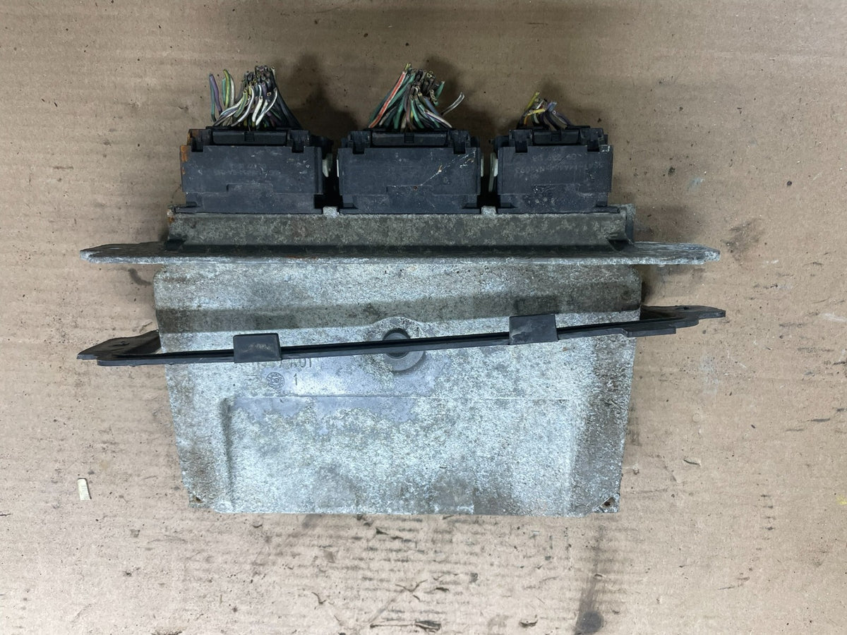 2010 Ford Escape Mariner Engine Control ECM am6a-12a650-df n7309 DG0