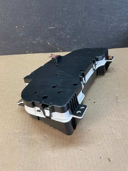 2007 2012 GMC Yukon Tahoe Sierra Speedometer Cluster Gauge AE3666 DG3