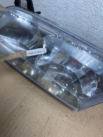 2000 to 2001 Toyota Camry Front Left+Right Side Headlights AE7217 DW5