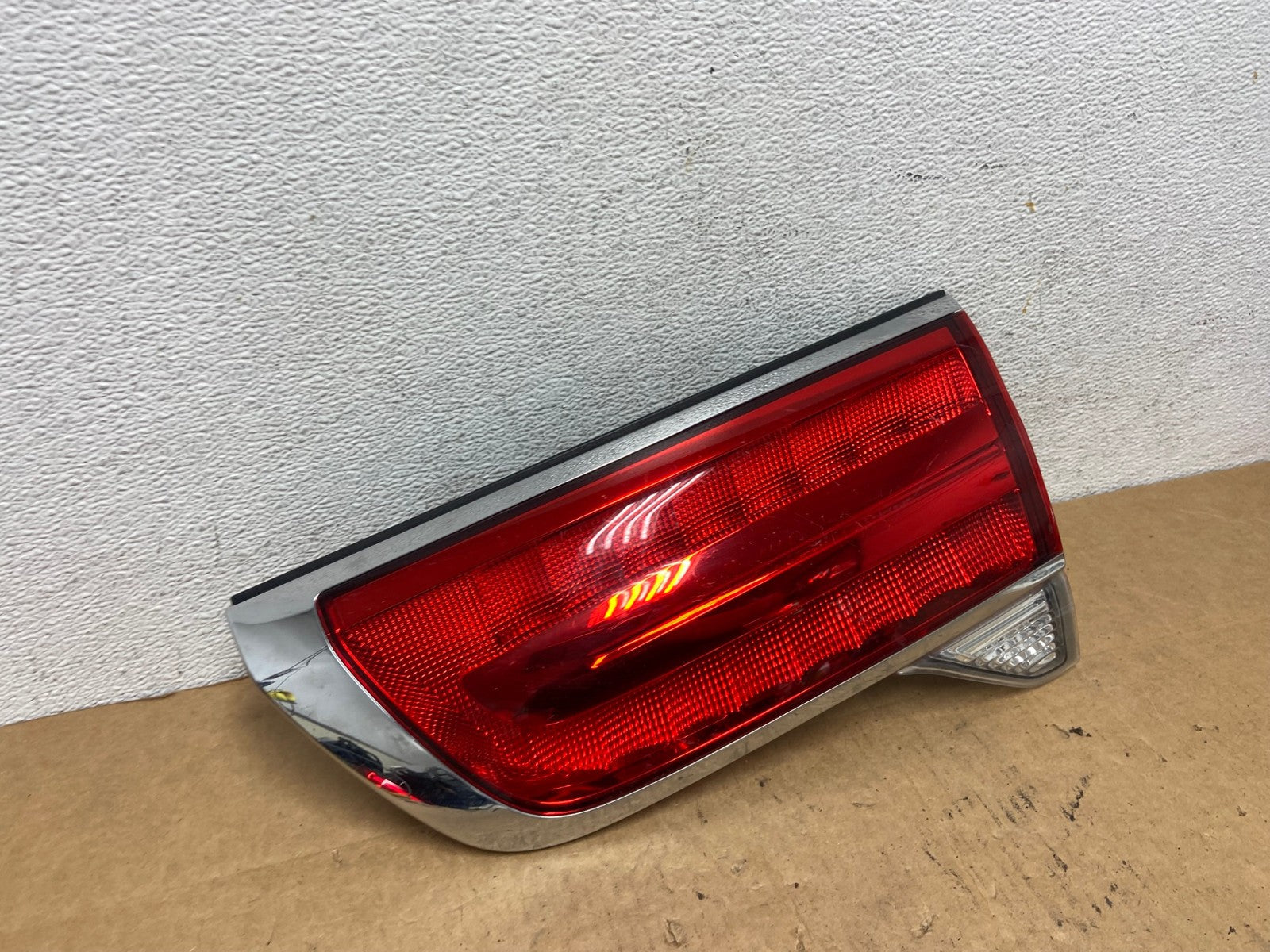 2011 to 2015 Lincoln MKX Right Passenger RH Side Inner Tail Light AD4609 LK2