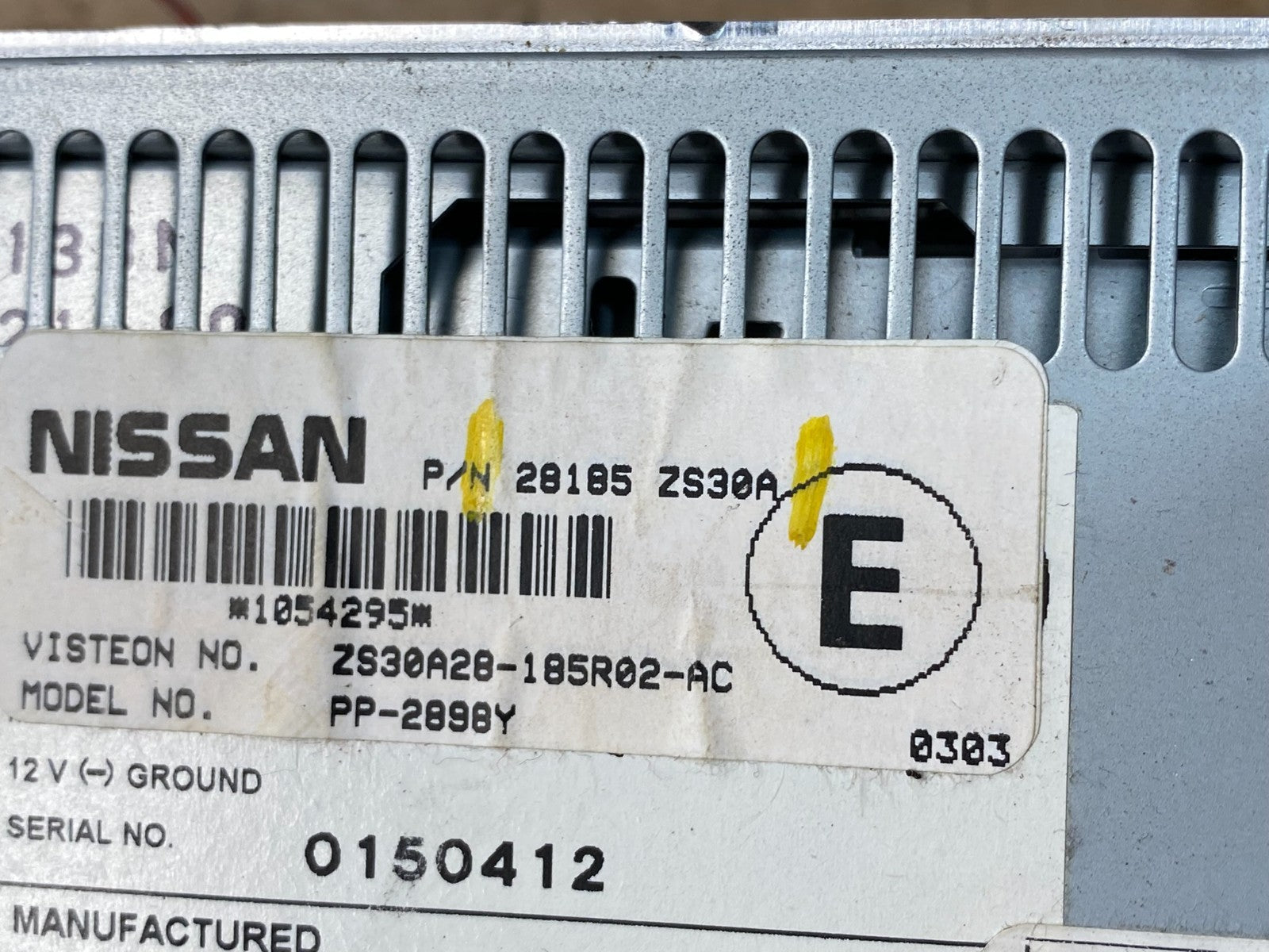 2008 2012 Nissan Pathfinder Armada AM FM CD Radio Receiver T1540 DG8