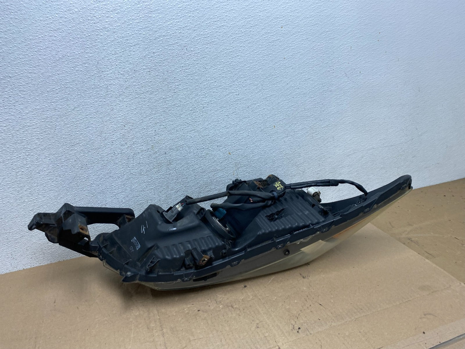 2008 to 2012 Honda Accord Sedan Headlight Left Driver Lh Side AE6703 DW5