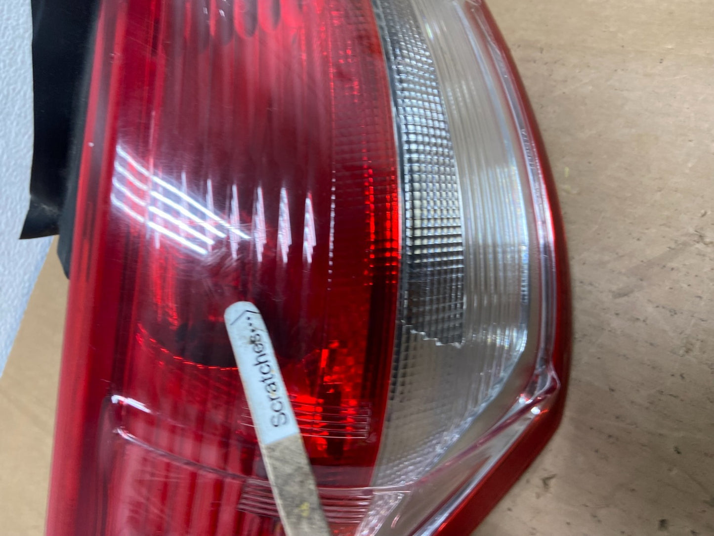 2013 to 2016 Ford Escape Left Driver LH Side Tail Light AC8489 DW3