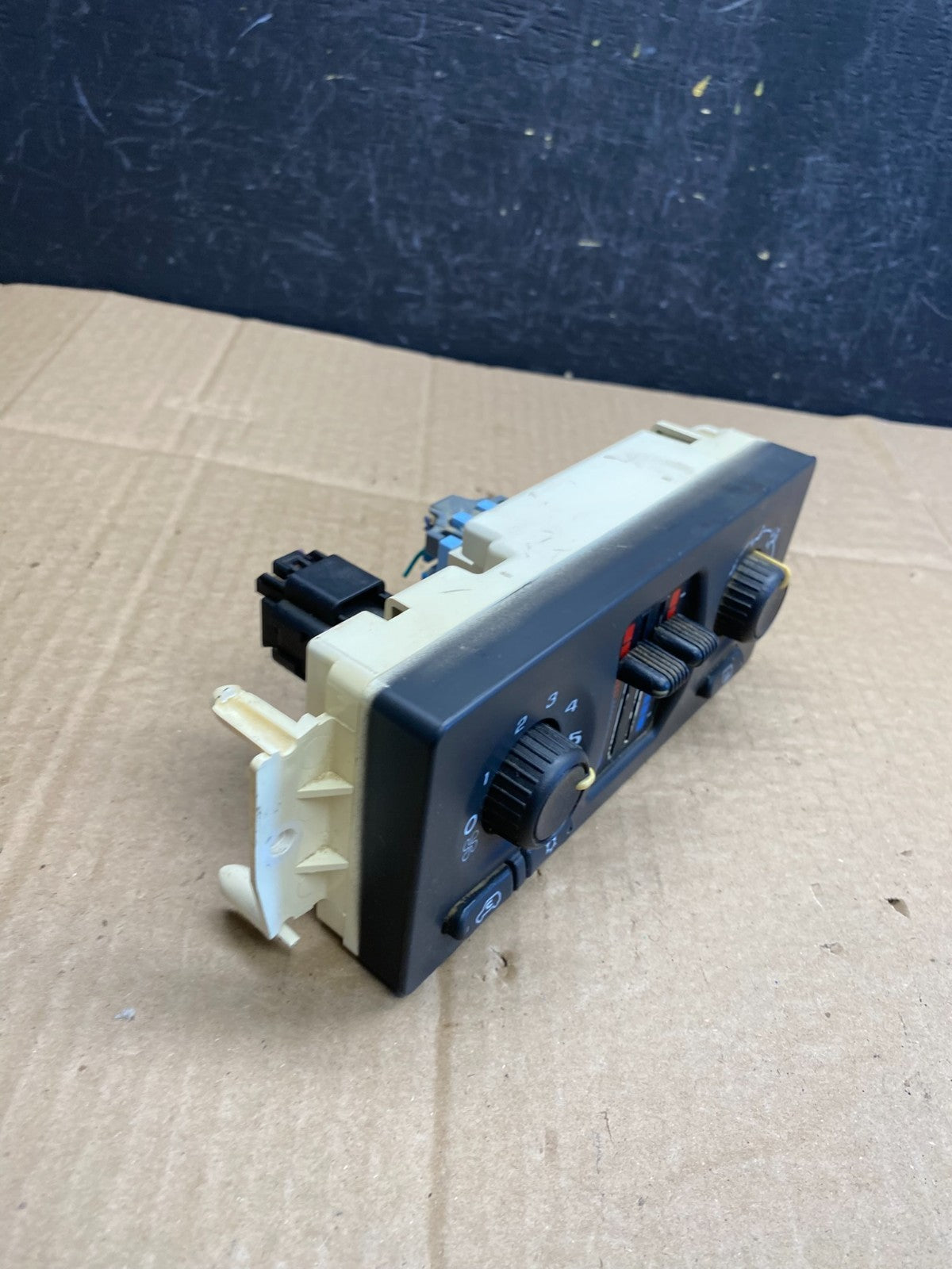 2003-2006 GMC Chevrolet Envoy Trailblazer Climate Control A/C Panel AC9343 DG1