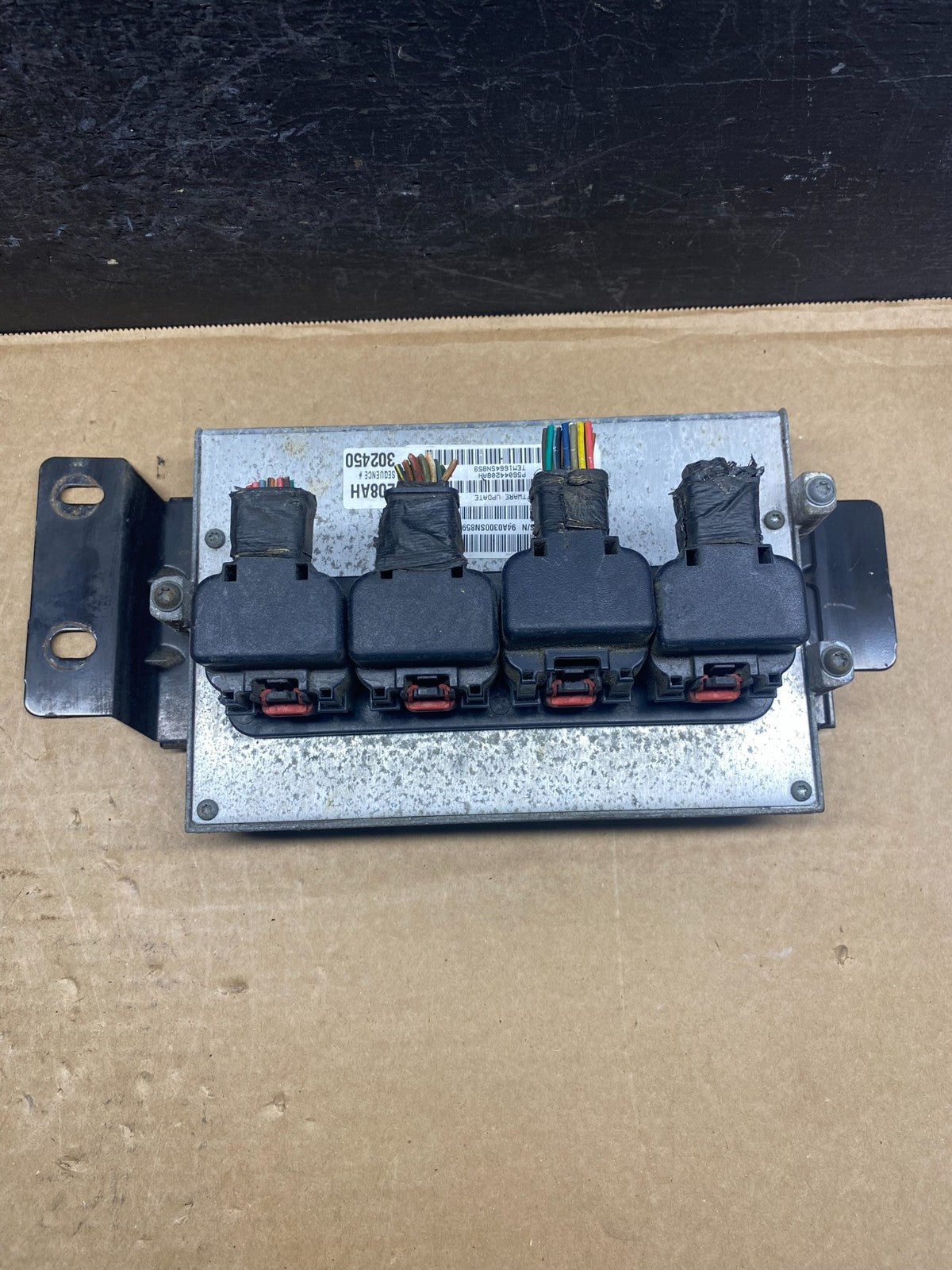 2004 Jeep Liberty 3.7L Engine ECU Computer Module ECM AF6673 DW0